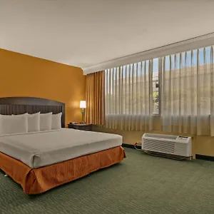 Hotel Airport, Honolulu