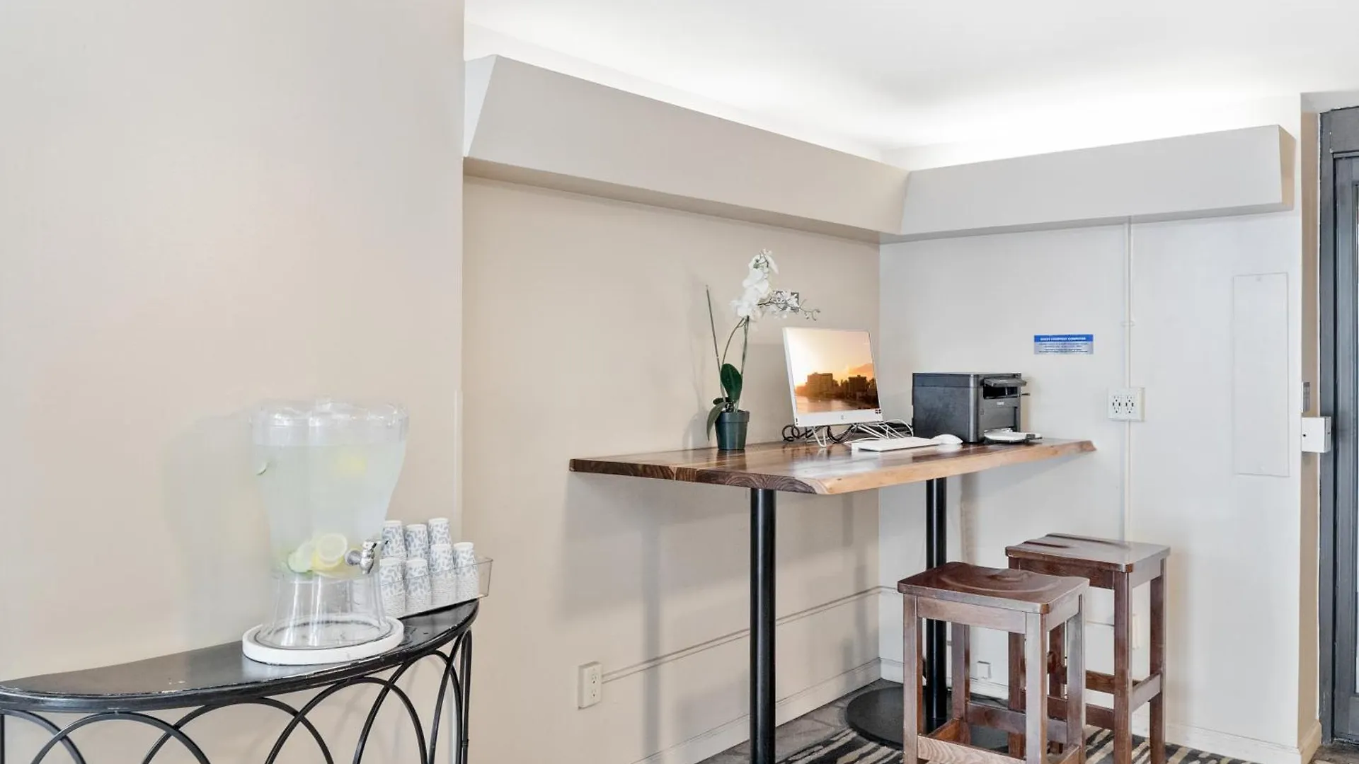 Cozy Ocean View Escape Just Steps To Waikiki Beach! هونولولو 0*,